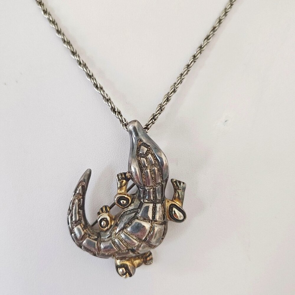 Vintage Alligator Pendant / Pin Necklace Figural Jewelry Silverplated